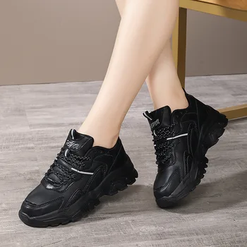 2023 Yeni Kadın Rahat spor ayakkabılar Kız Örgü Rahat Tasarımcı Sneaker Eğitmenler Platformu Ayakkabı Öğrenci vulkanize ayakkabı Ekleyin 5cm