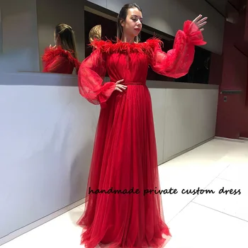 Kırmızı Tüy Kapalı Omuz Düğün Parti Elbiseler Tam Kollu Yumuşak Tül Uzun Kadın Balo Elbise Kat Uzunluk Kutlamak Olay Törenlerinde