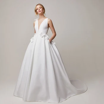 Saten Cep Üç Boyutlu Çiçek düğün elbisesi V Yaka Kolsuz A-Line Kat Elbise Seksi Straplez Kemer gelinlikler